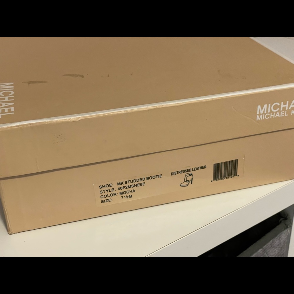 Michael kors Booties